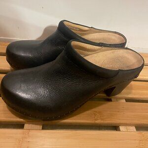 Dansko Mule